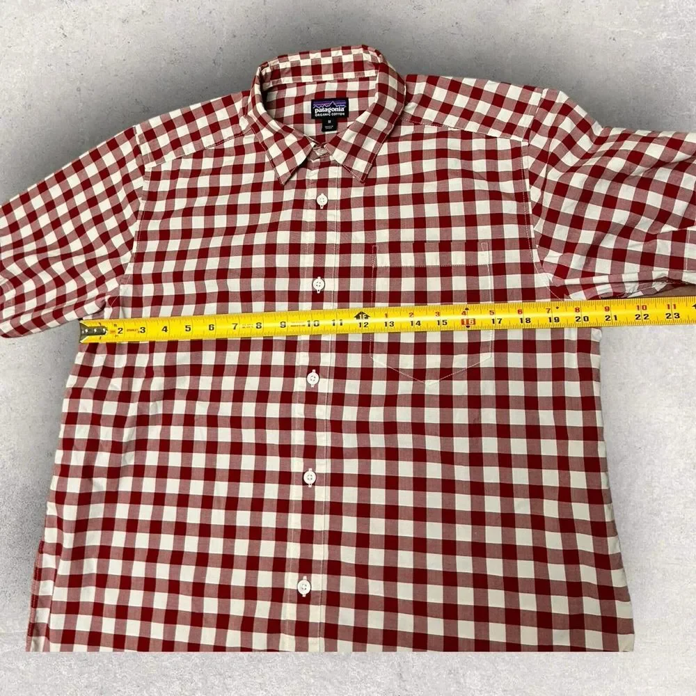 Patagonia Shirt Mens Medium Red‎ White Plaid Short Sleeve Button Up